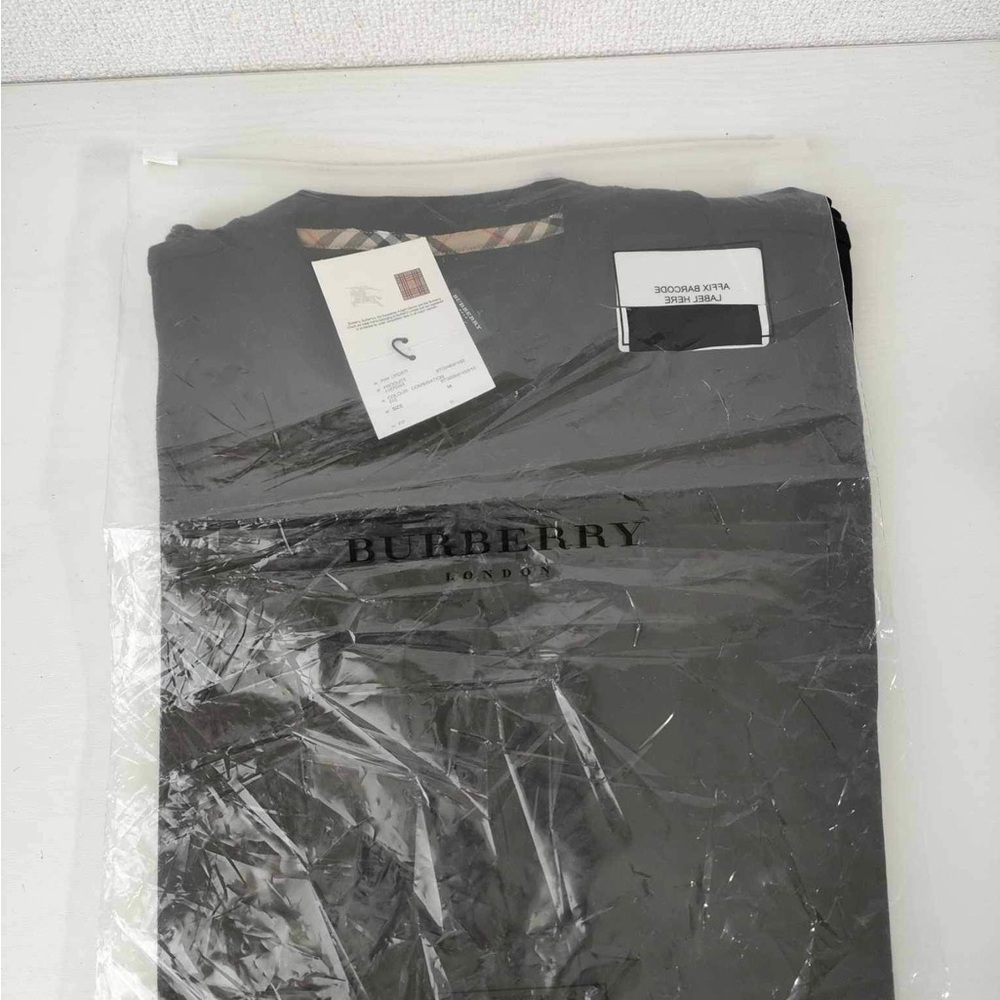 Authentic Burberry black Golf polo Size Medium